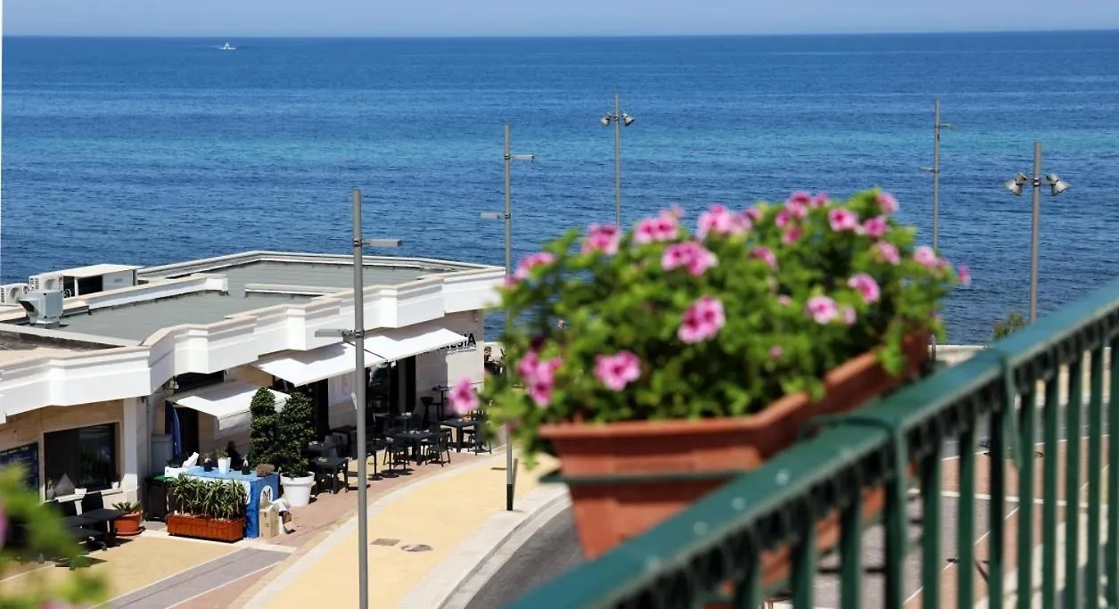 バーリTerrazza Sul Mareアパートメント イタリア